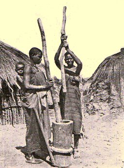 Femmes tanzaniennes.
