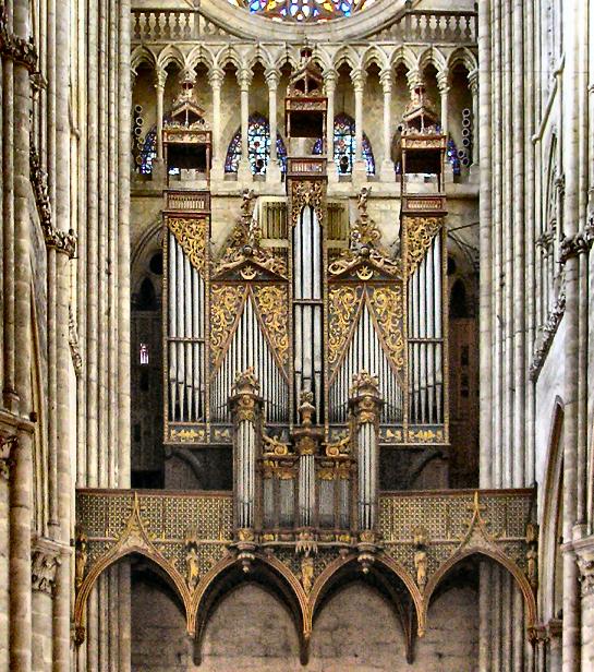 Amiens : buffet d'orgue de la cathédrale.