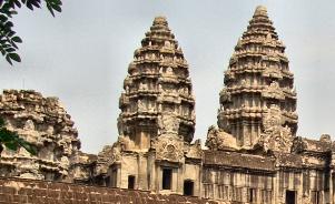 Angkor : temple.
