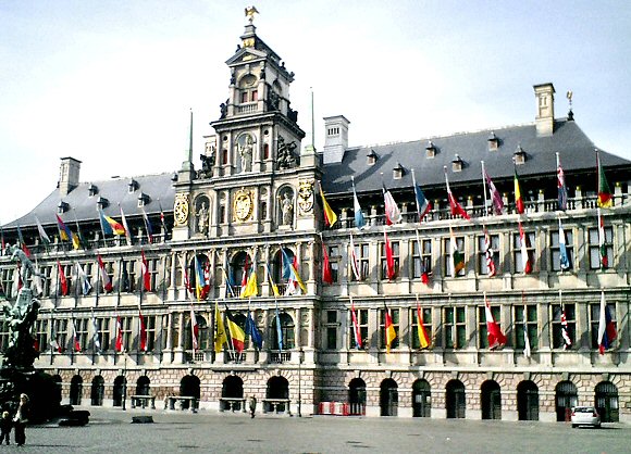 Anvers : l'Hôtel de Ville.