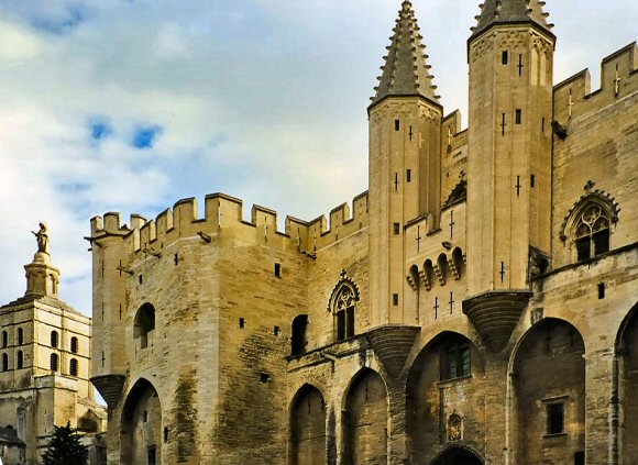 Avignon : le palais des Papes.