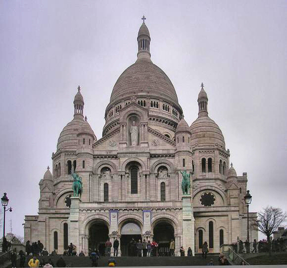 La Basilique du Sacré Coeur, à Montmartre.