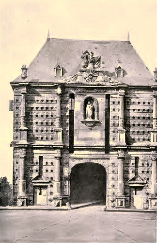 Cambrai : la porte Notre-Dame.