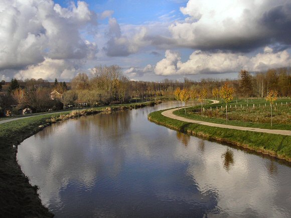 Le canal de l'Ourcq.