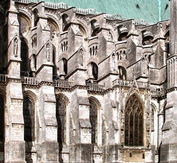 Cathédrale de Chartres : contreforts.