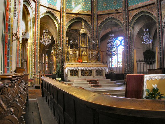 Chartres : église Saint-Aignan.
