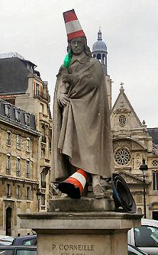 Statue de Corneille, place du Panthéon, à Paris.