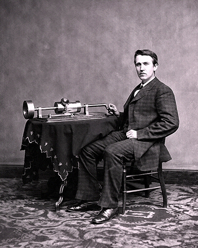 Edison et son phonographe.