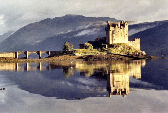 Ecosse : le château d'Eilean Donan.