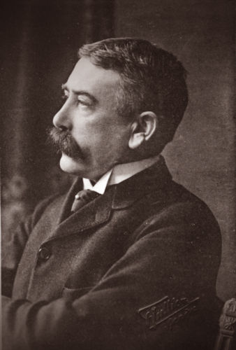 Ferdinand de Saussure.