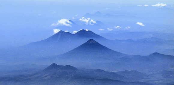Volcans au Guatemala.