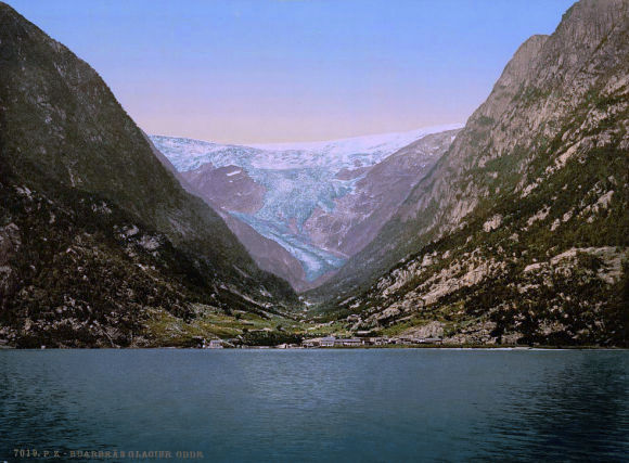 Hardangerfjord.