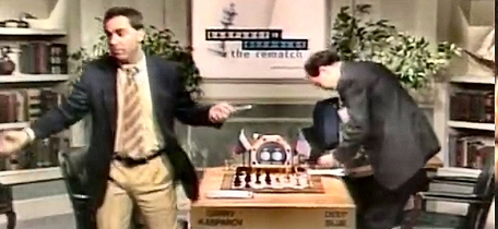 Kasparov battu par Deep Blue.