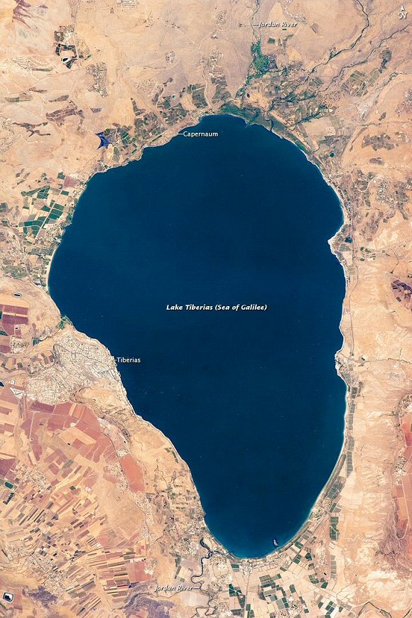 Le lac de Tibériade (mer de Galilée) vu depuis l'espace.
