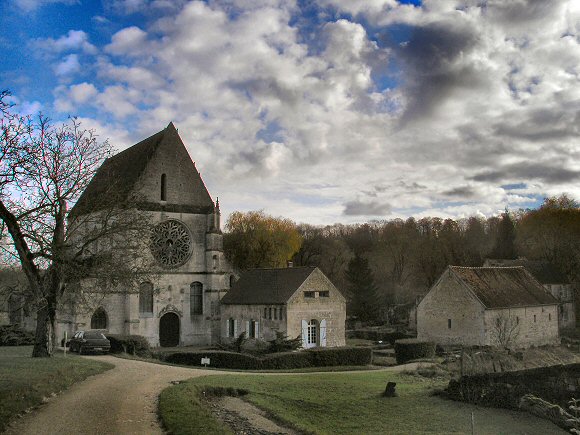 Abbaye de Lieu-Restauré.
