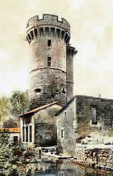 Ligny en Barrois : la tour de Mlusine