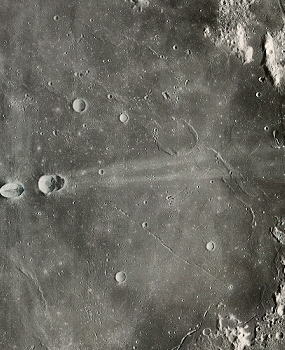 Lune : cratères Messier.