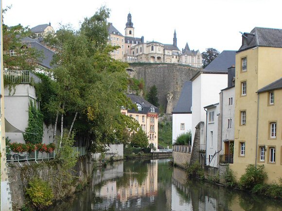Luxembourg : la citadelle du saint esprit.