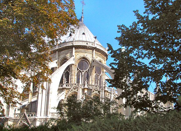 Notre-Dame de Paris : contreforts.