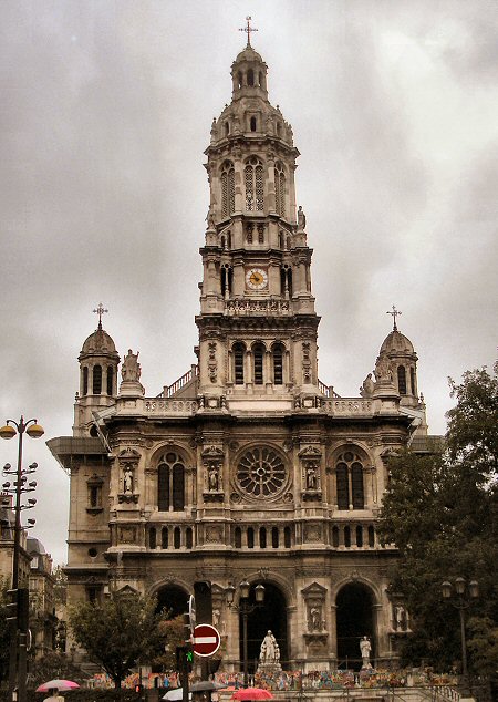 Paris : l'église de la Trinité.