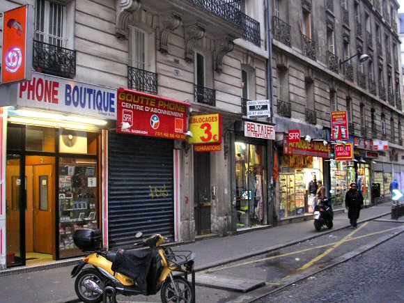 Paris : rue de la Goutte-d'Or.