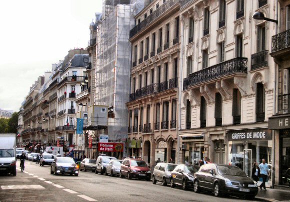 Paris : rue de la Botie.