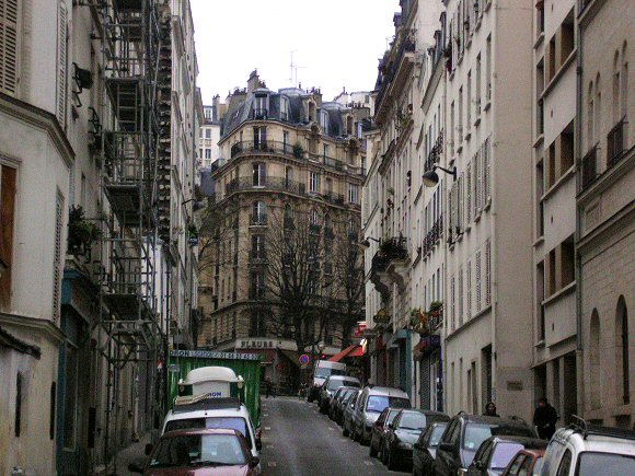 Paris : le rue Labat.