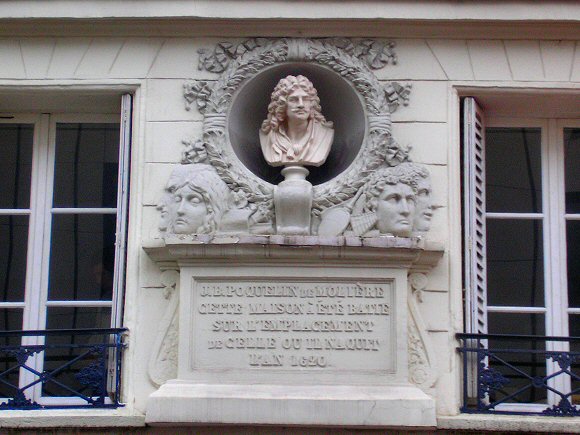 Paris : le buste de Molire, rue du Pont-Neuf.