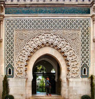 Porte de la mosque de Paris (5e arrondissement).