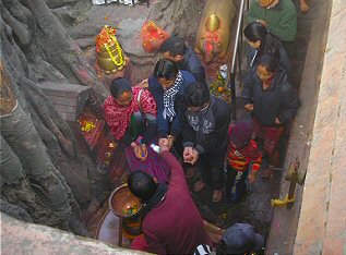 Pashupatinath : culte shivaïte.