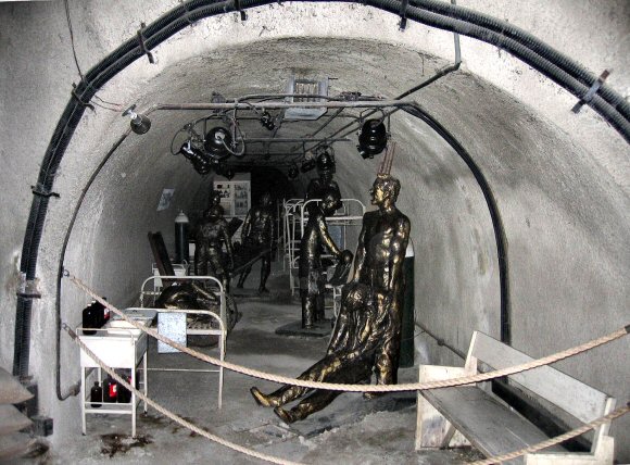 Philippines : tunnel de Malinta (île de Corregidor).