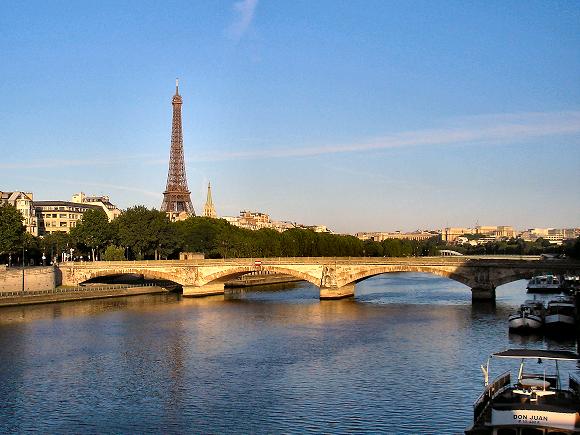 Pont des Invalides  Paris.