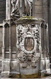 Rouen : la fontaine Saint-Maclou.