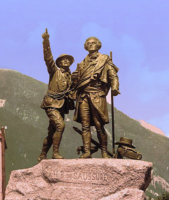 Statue de Saussure à Chamonix.