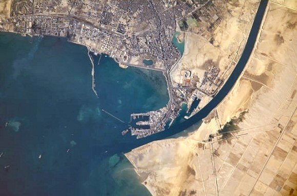 Suez depuis l'espace.