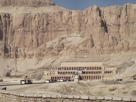 Deir el-Bahari : Le temple funraire d'Hashepsout.