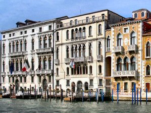 Venise : palais Fini, Manolessa Ferro et maison de Desdmone.
