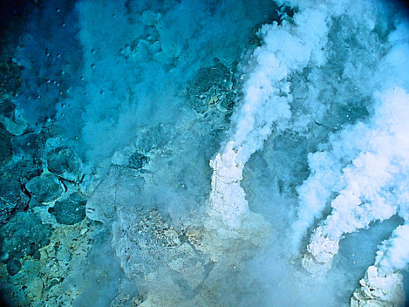 Chemin�es hydrothermales.