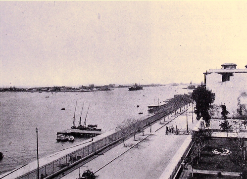 Photo du canal du Suez.