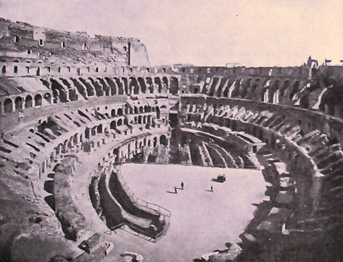 Rome : intérieur du Colisée.