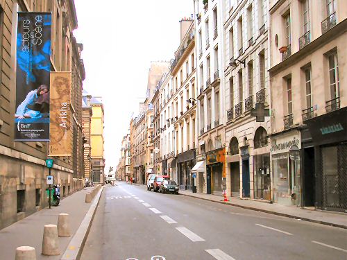 Rue des Petits Champs,  Paris.